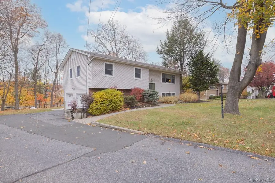 8 Durant Road, New City, NY 10956 - Image #3