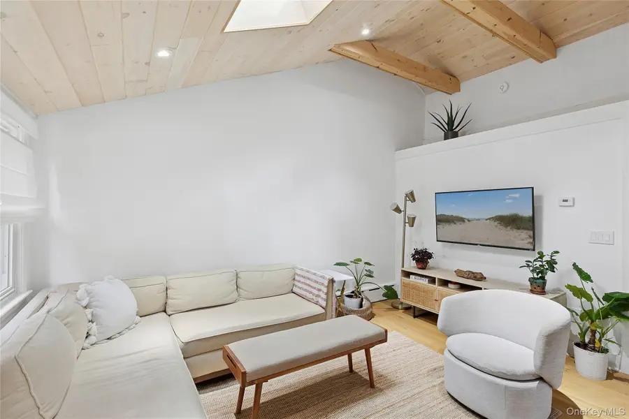 11 Shell Road, Hampton Bays, NY 11946 - Image #3