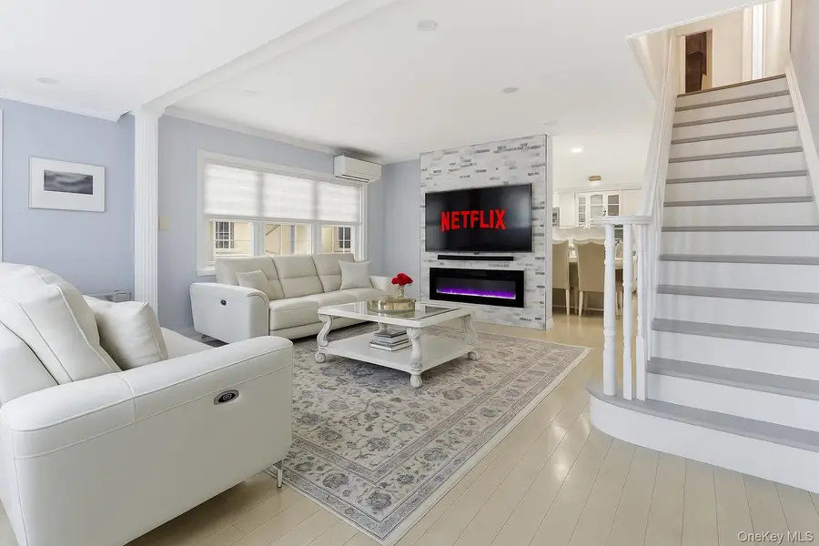 13724 133rd Avenue, Jamaica, NY 11436 - Image #2