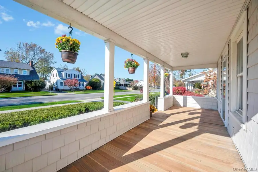 223 Cedar Avenue, Patchogue, NY 11772 - Image #3