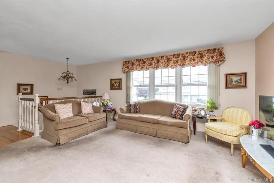 2797 Bayview Avenue, Wantagh, NY 11793 - Image #2