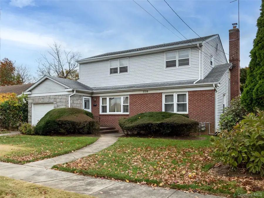 556 Jackson Street, Baldwin, NY 11510 - Image #2