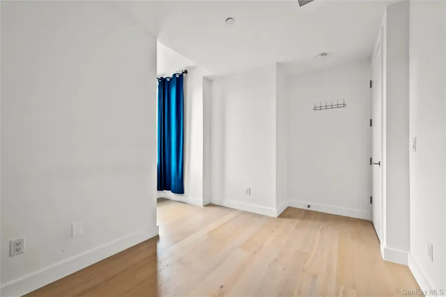 13618 Maple Avenue #5F, Flushing, NY 11355 - Image #3