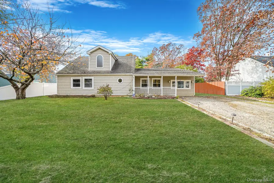 56 Matsunaye Drive, Medford, NY 11763 - Image #3