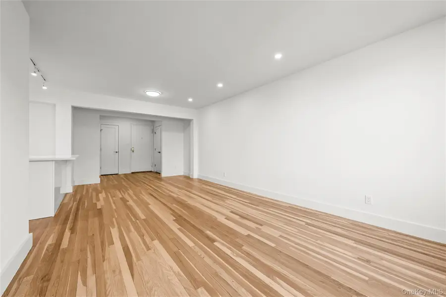 13618 Maple Avenue #5G, Flushing, NY 11355 - Image #3