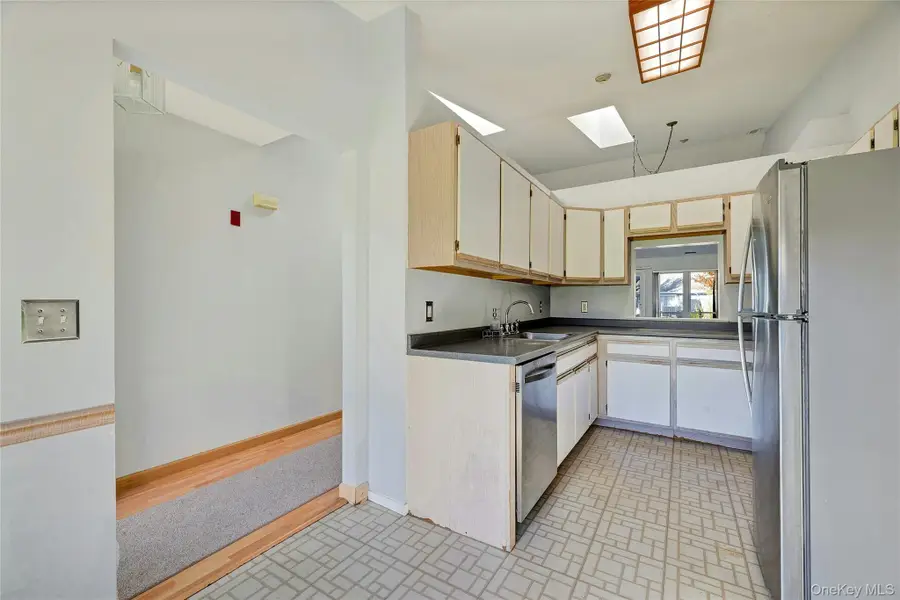 825 Spring Lake Drive, Middle Island, NY 11953 - Image #2