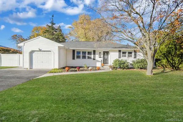 117 5th Street, Saint James, NY 11780