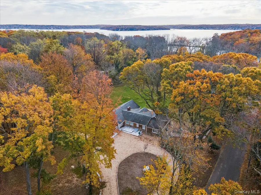 117 Locust Lane, Northport, NY 11768 - Image #3