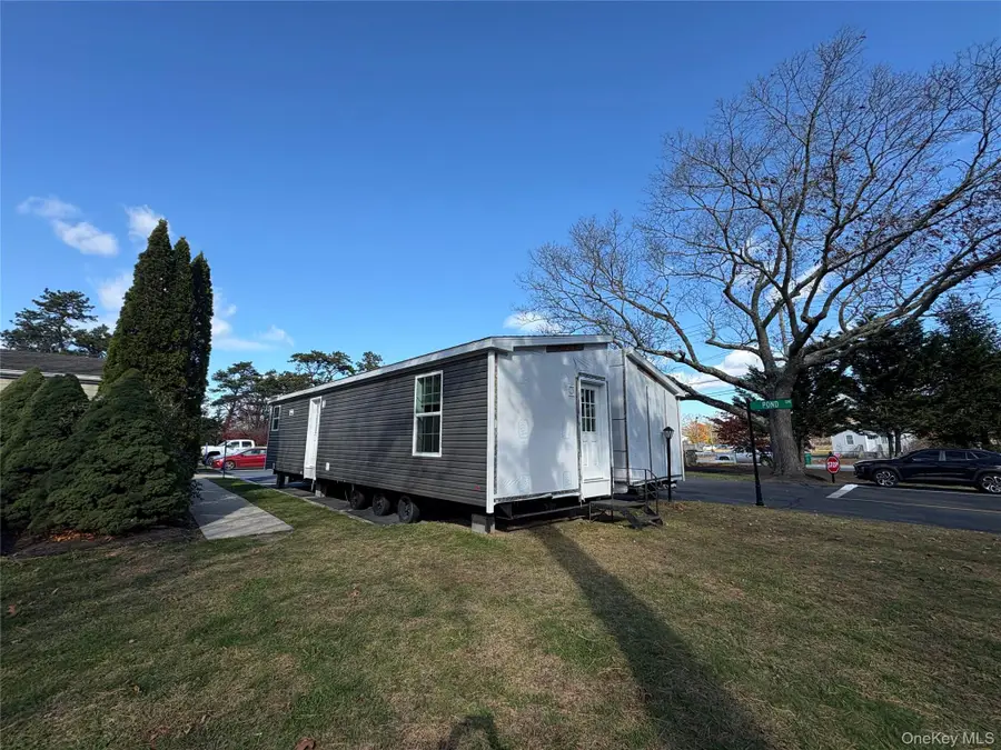 525 57 Riverleigh Avenue #57, Riverhead, NY 11901 - Image #3