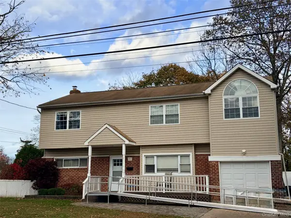 77 Marvin Lane, Commack, NY 11725
