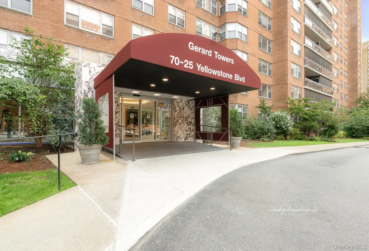 70-25 Yellowstone Boulevard #4D, Forest Hills, NY 11375 - Image #1