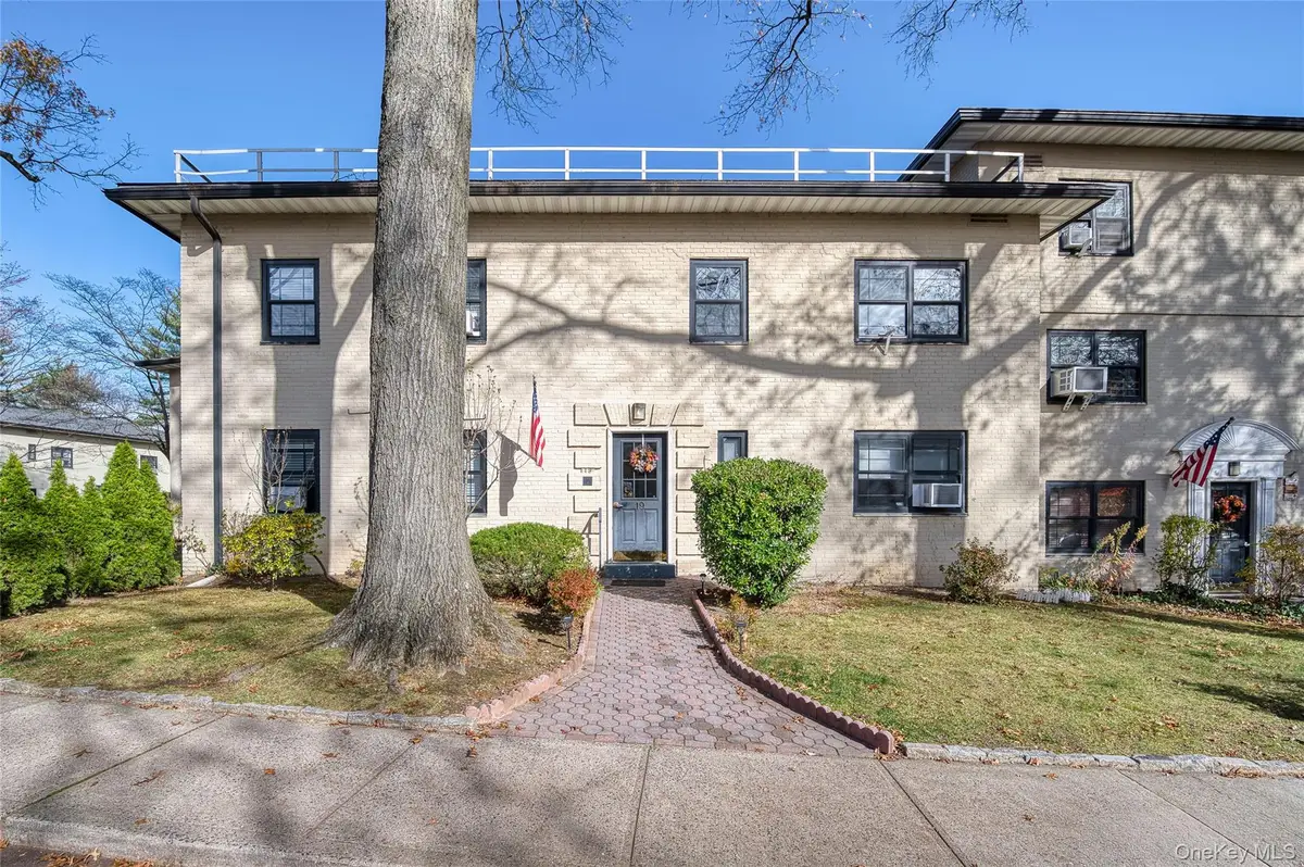 19 Manchester Road #2R   (B-22), Eastchester, NY 10709 - Image #1