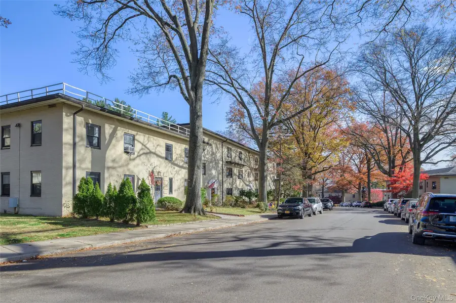 19 Manchester Road #2R   (B-22), Eastchester, NY 10709 - Image #2