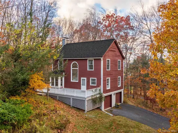 216 Starbarrack Road, Red Hook, NY 12571