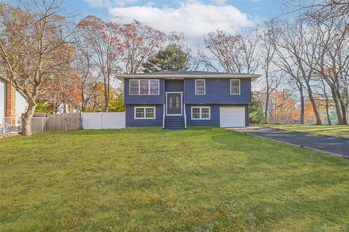 398 Glen Drive, Shirley, NY 11967 - Image #1