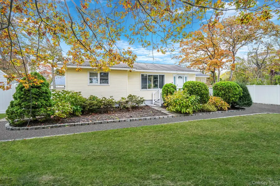 307 Jefferson Drive, Mastic Beach, NY 11951 - Image #2