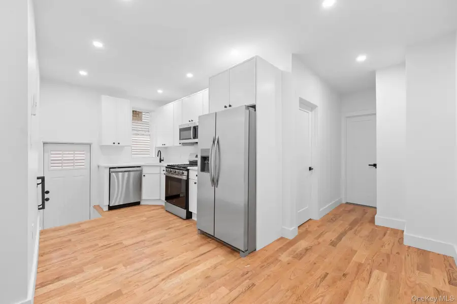 741 E 227th Street, Bronx, NY 10466 - Image #2