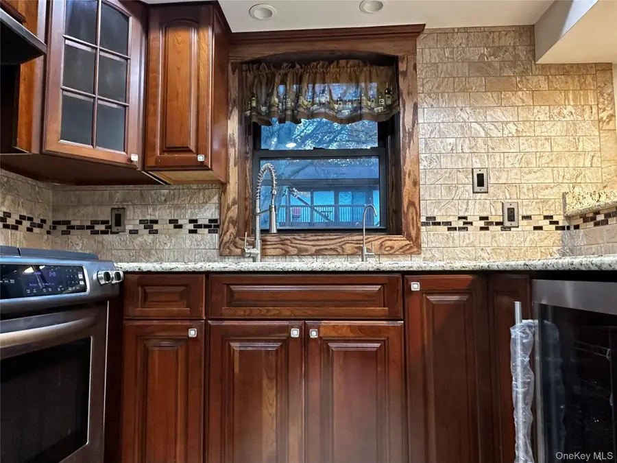 128 Bailey Court #128, Middle Island, NY 11953 - Image #3