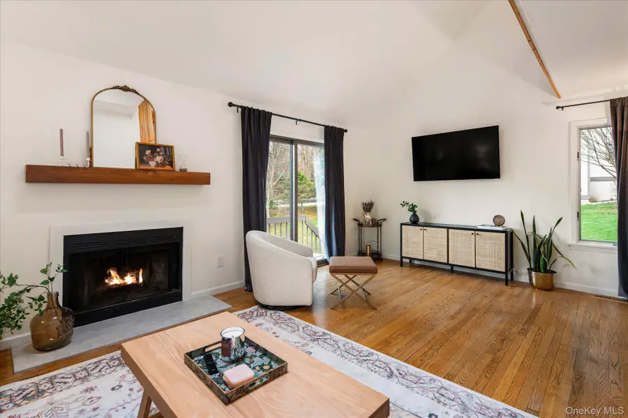 34 Adela Court, Yorktown Heights, NY 10598 - Image #3