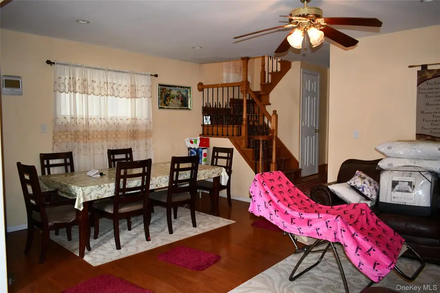 88-19 145 Street, Briarwood, NY 11435 - Image #3