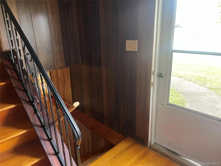 26 Coach Lane, Newburgh, NY 12550 - Image #2