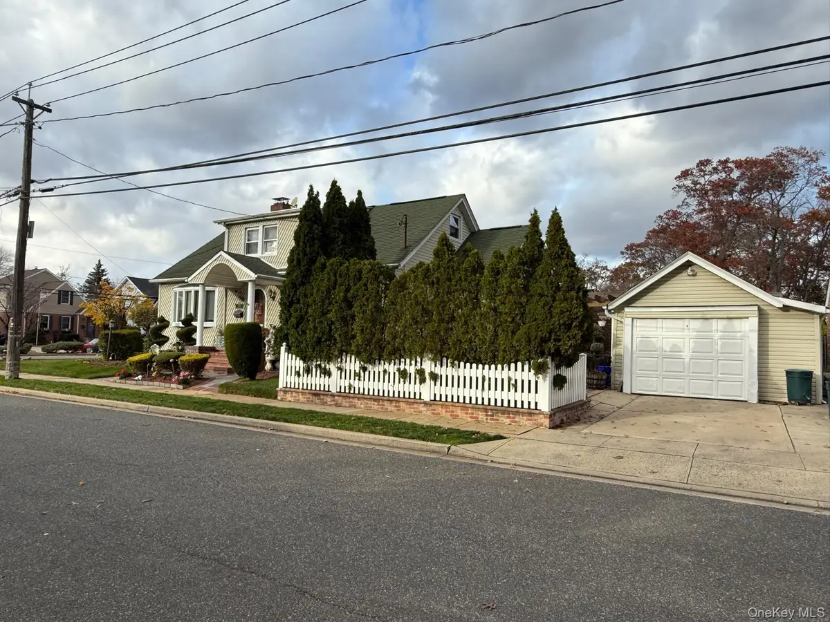 183 N Cottage Street, North Valley Stream, NY 11580 - Image #1