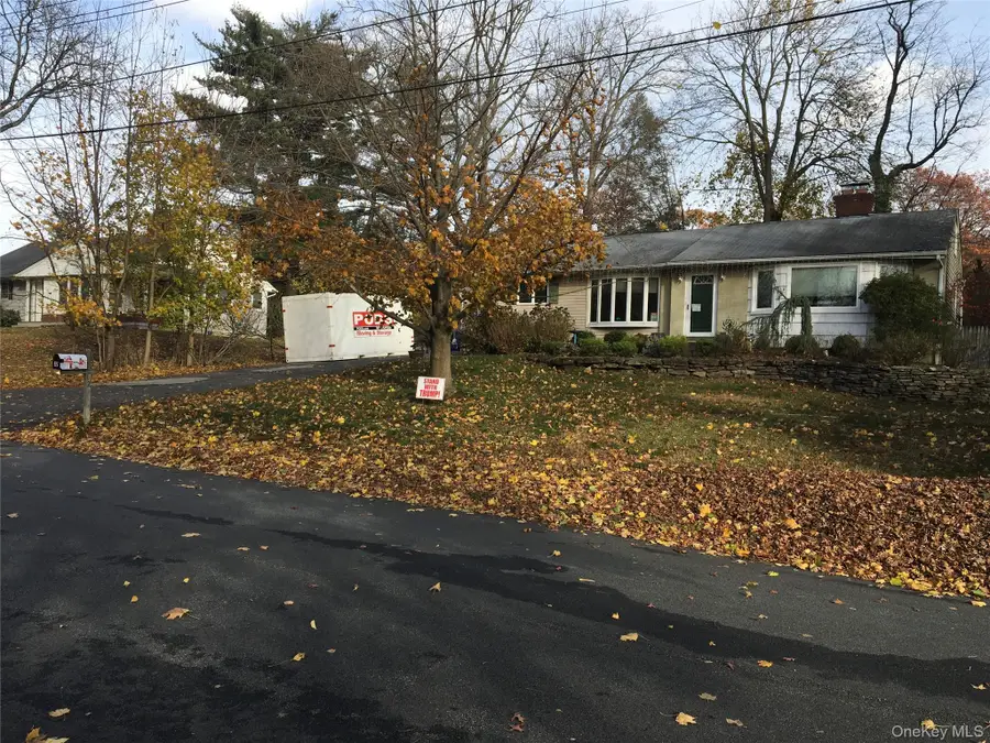 12 Elmwood Drive, New City, NY 10956 - Image #2