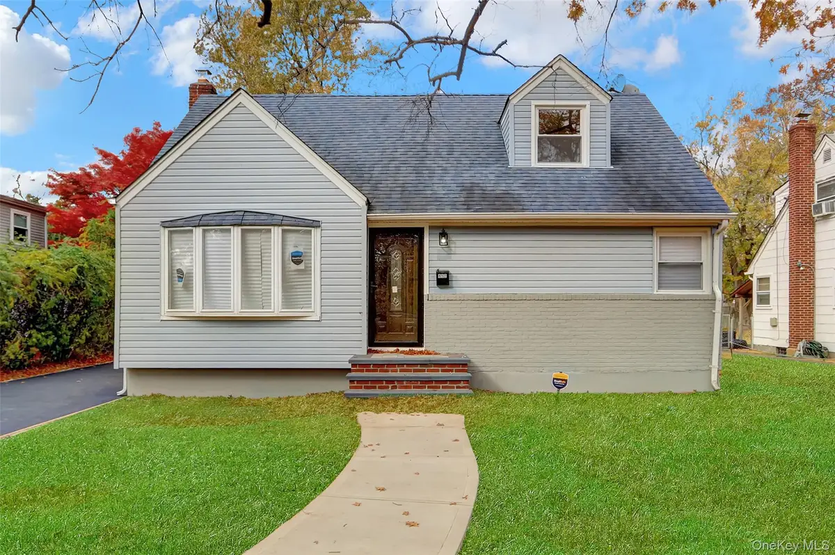 852 Smith Street, Uniondale, NY 11553 - Image #1