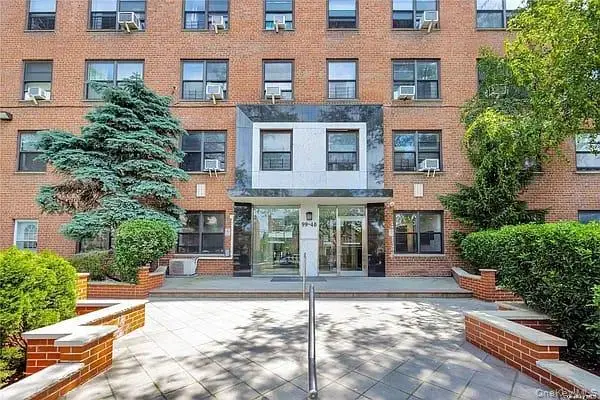99-40 63rd Road #1O, Rego Park, NY 11374