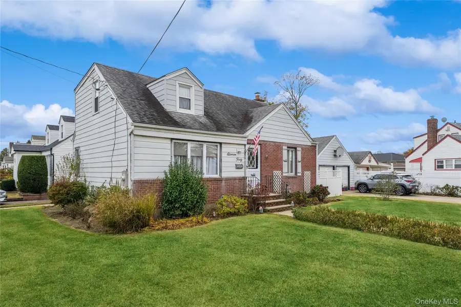 1140 Braxton Street, Uniondale, NY 11553 - Image #3