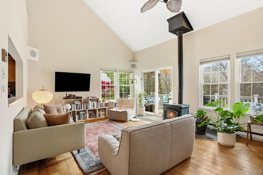 21 Croton Lake Road #20, Katonah, NY 10536 - Image #2