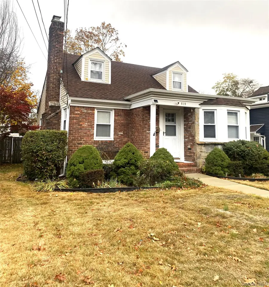 619 Ashland Avenue, Baldwin, NY 11510 - Image #3