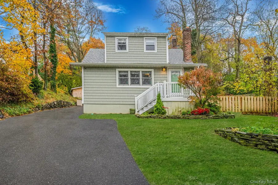 291 Terry Road, Smithtown, NY 11787 - Image #2