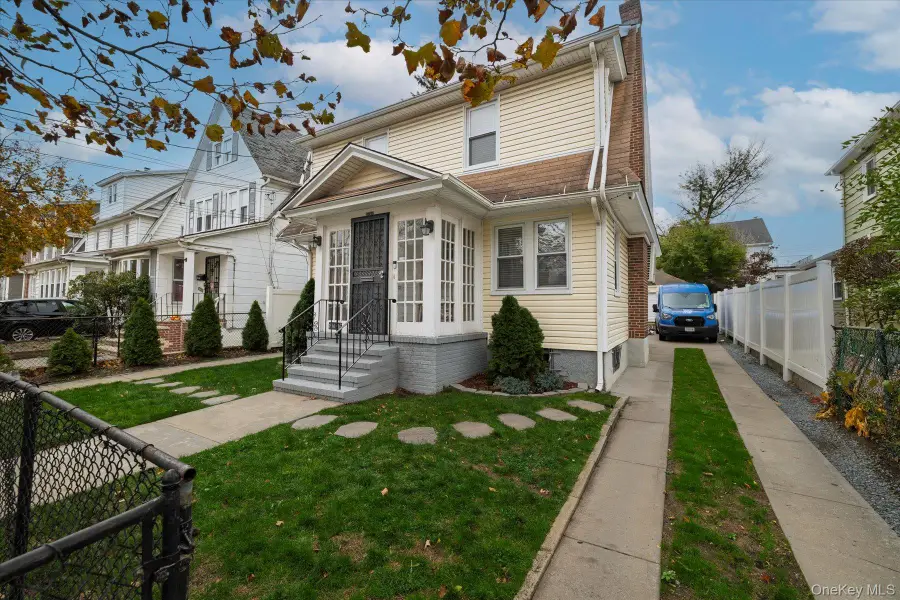 194-16 116th Avenue, Saint Albans, NY 11412 - Image #3