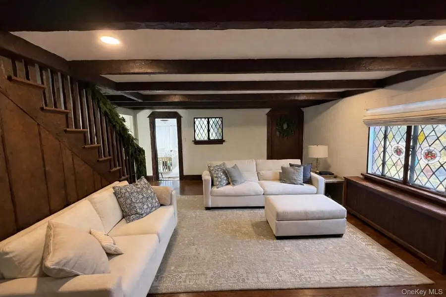 461 N Long Beach Road, Rockville Centre, NY 11570 - Image #2