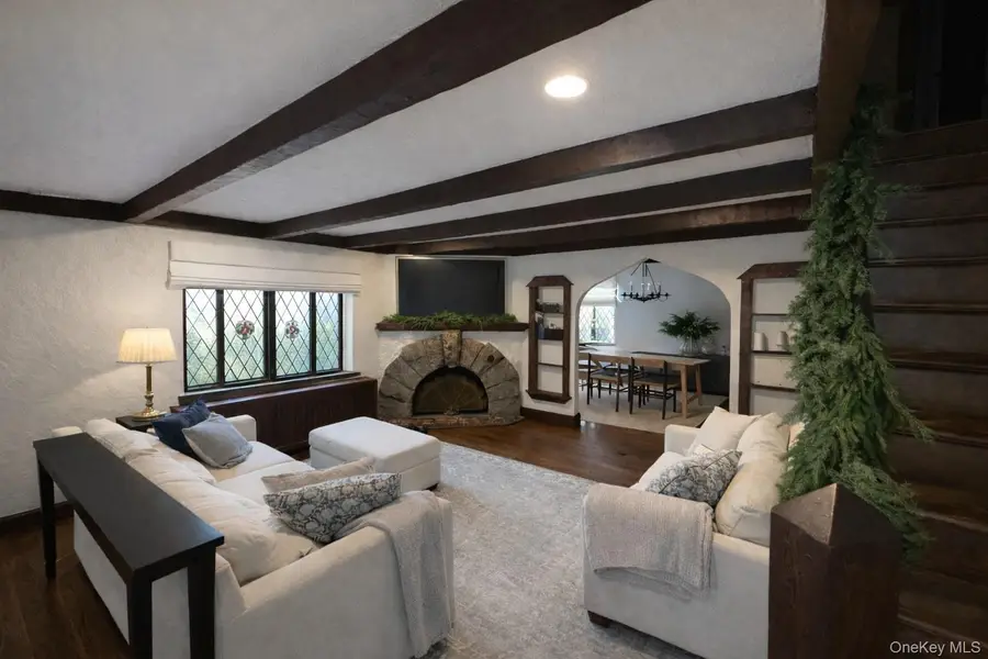 461 N Long Beach Road, Rockville Centre, NY 11570 - Image #3