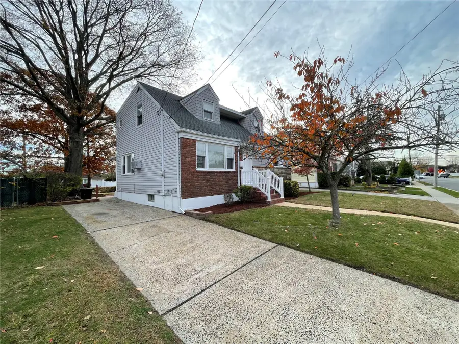 3305 1st Street, Oceanside, NY 11572 - Image #3