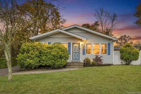 74 Weichers Avenue, Ronkonkoma, NY 11779