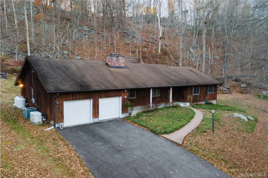 630 Union Valley Road, Mahopac, NY 10541 - Image #2