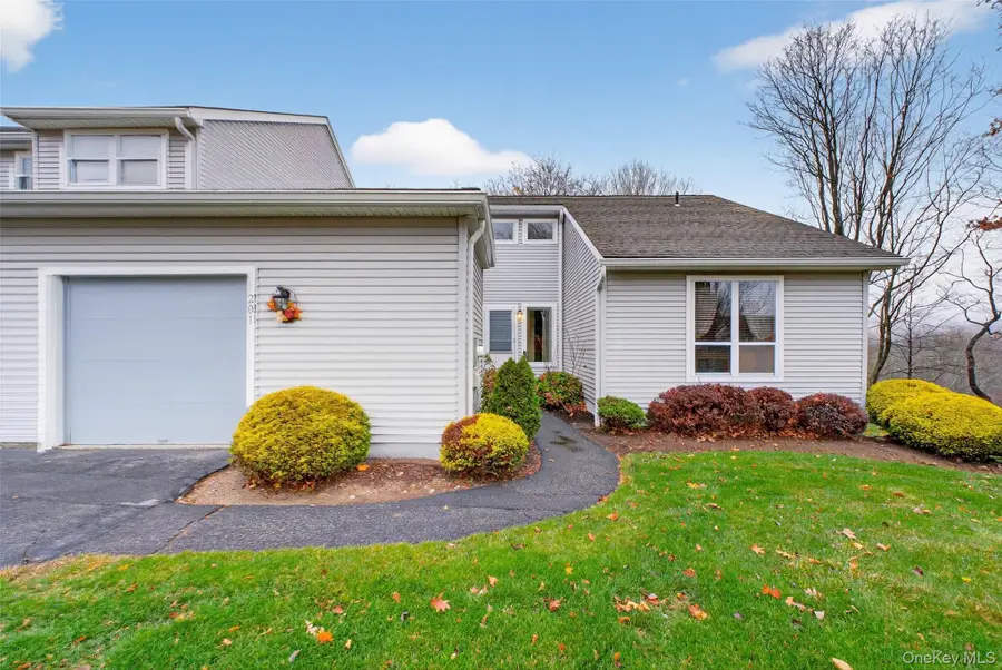 201 Woodsbrooke Drive, Mahopac, NY 10541 - Image #3