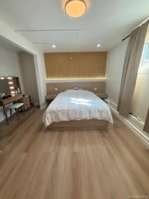 28 Floral Avenue, Bethpage, NY 11714 - Image #3