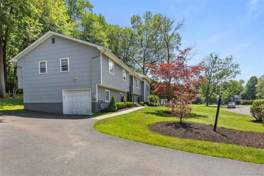 29 Skylark Drive, Wesley Hills, NY 10977 - Image #3