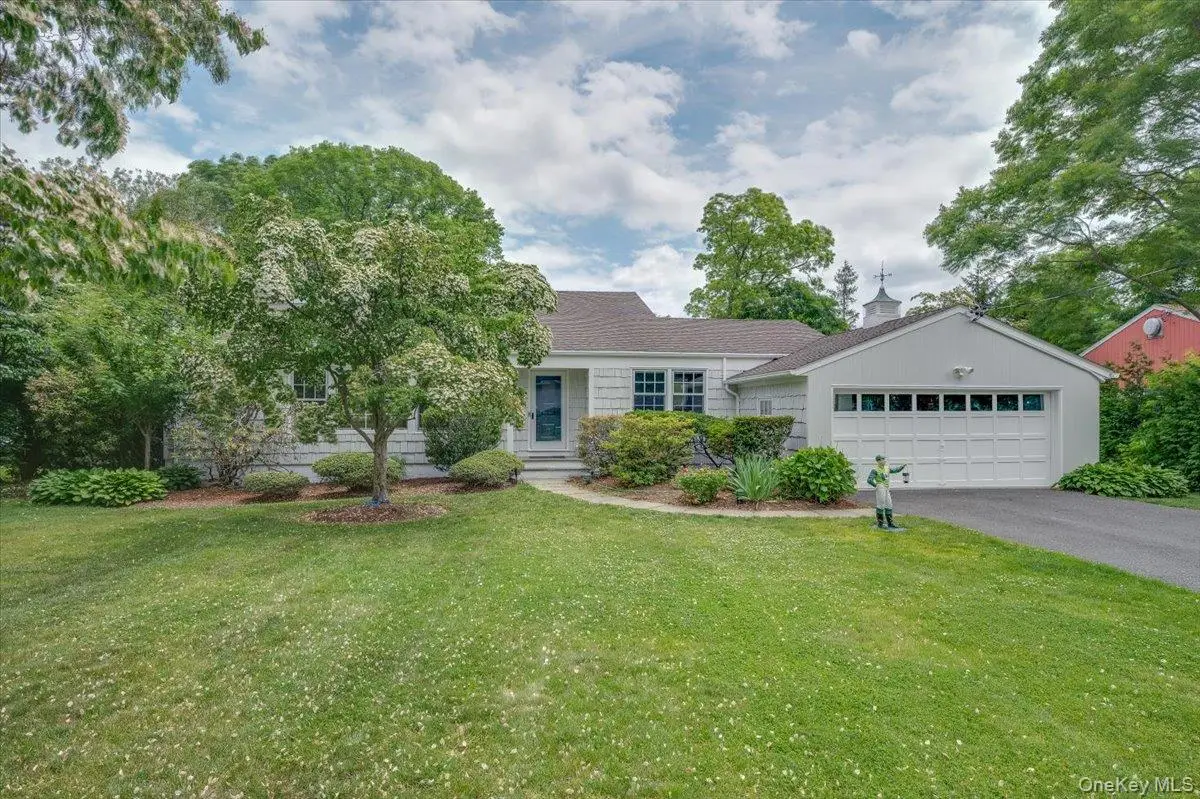 4 Wagon Wheel Road, Mamaroneck, NY 10543 - Image #1