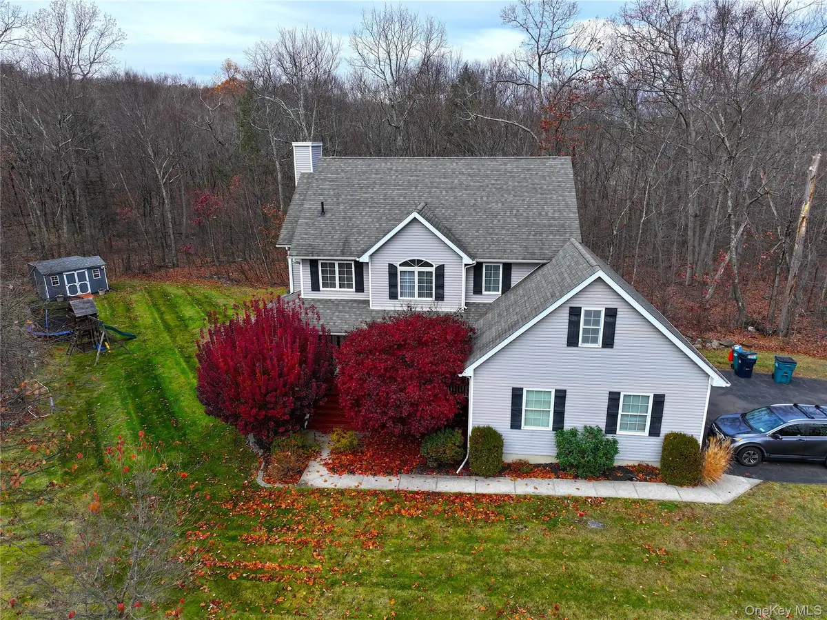 93 Glen Rock Circle, Highland, NY 12528 - Image #1