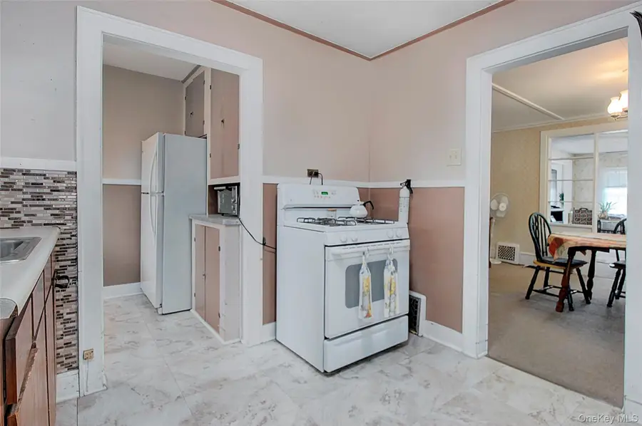 85 Overocker Road, Poughkeepsie, NY 12603 - Image #3