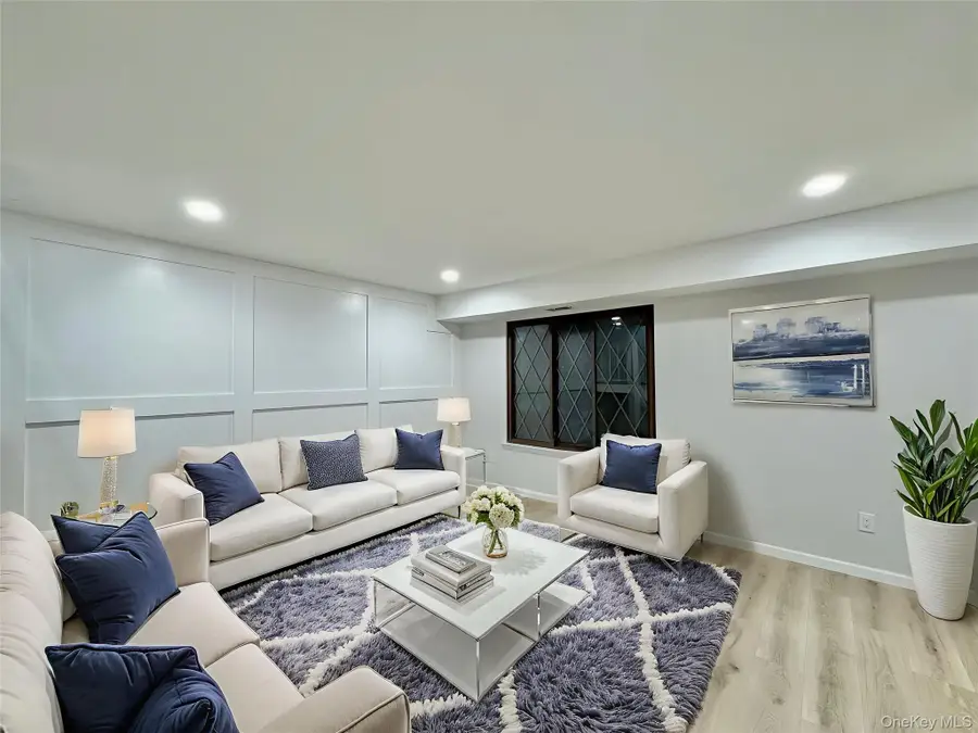 45 Briar Hill Court, Middle Island, NY 11953 - Image #3