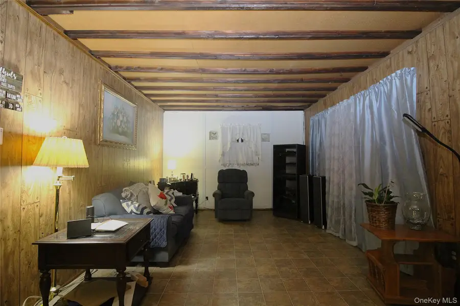 878 County Line Road, Amityville, NY 11701 - Image #2