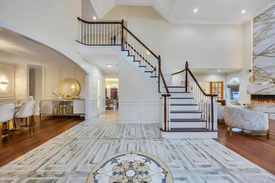 2 Old Bridge Court, Melville, NY 11747 - Image #3