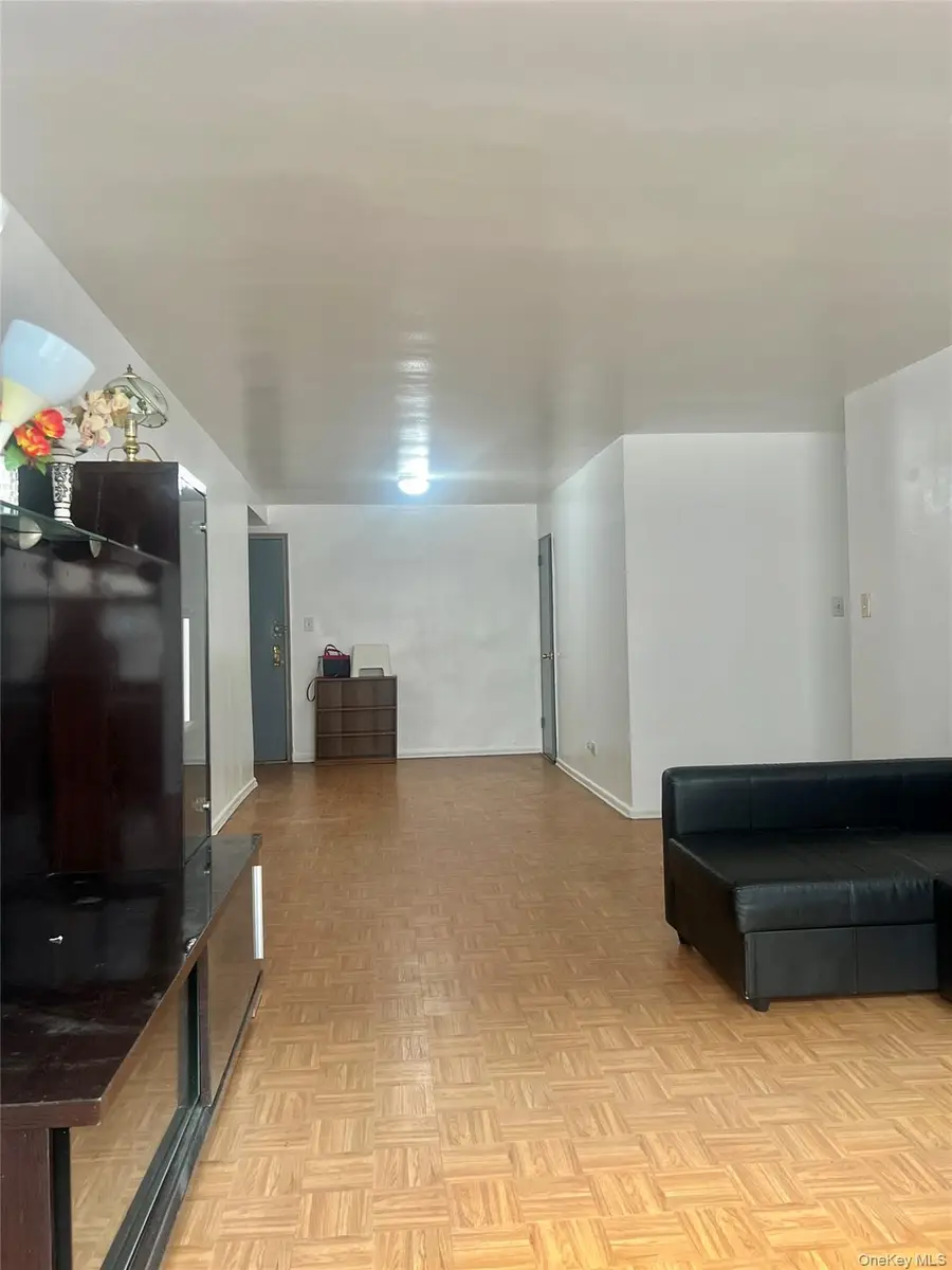 94-30 59 Avenue #4H, Elmhurst, NY 11373 - Image #2