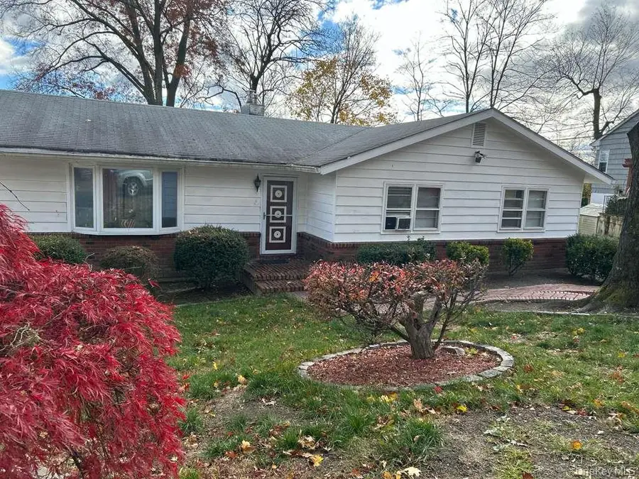 41 Rockingchair Road, White Plains, NY 10607 - Image #2